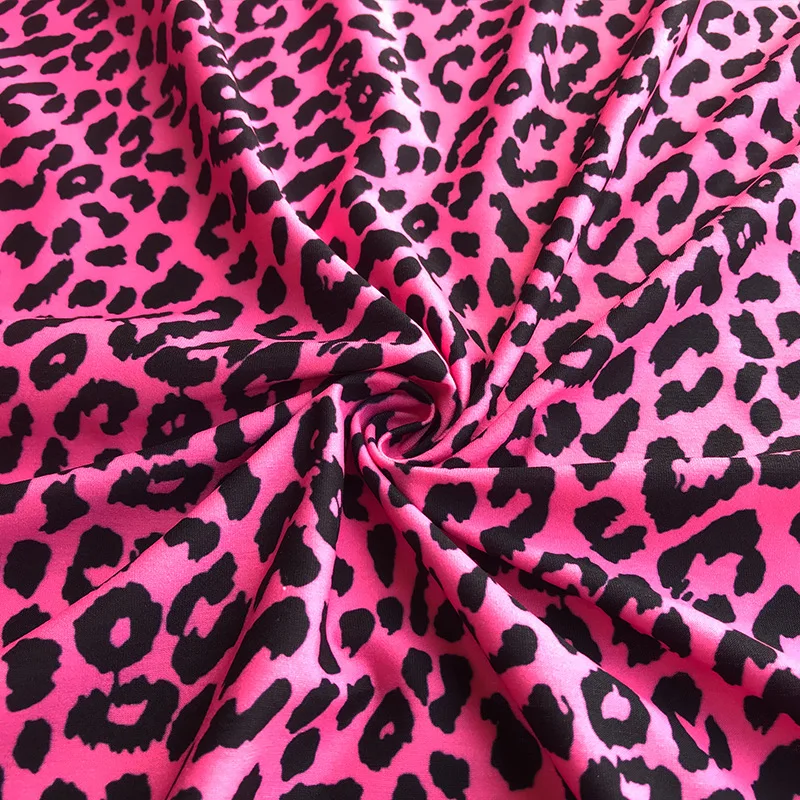 2019 new European and American style digital printing purple leopard print clothing handmade DIY fabric for dress shirt
2019 new European and American style digital printing purple leopard print clothing handmade DIY fabric for dress shirt