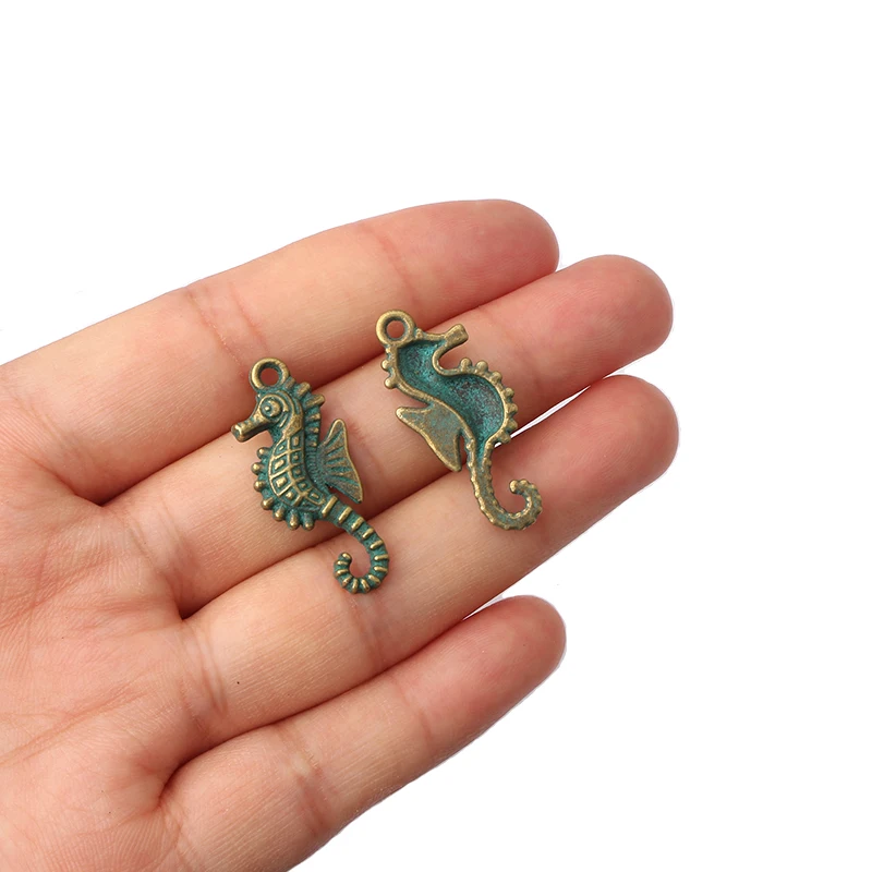20PCS Antique Bronze Tone Seahorse Hippocampus Charms Pendants Fits DIY Necklace Jewelry Handmade Findings Making 29*12mm
20PCS Antique Bronze Tone Seahorse Hippocampus Charms Pendants Fits DIY Necklace Jewelry Handmade Findings Making 29*12mm