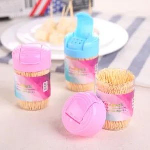 Natural portable bottled canned bamboo toothpick box with toothpicks 5*8cm free shipping
Natural portable bottled canned bamboo toothpick box with toothpicks 5*8cm free shipping