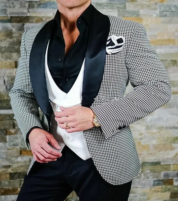 2019 Brand New Groomsmen Shawl Lapel Groom Tuxedos burgundy Mens Suits Wedding Best Man Blazer suit men (Jacket+Pants+Tie+Vest)
2019 Brand New Groomsmen Shawl Lapel Groom Tuxedos burgundy Mens Suits Wedding Best Man Blazer suit men (Jacket+Pants+Tie+Vest)