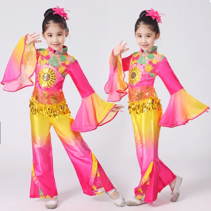 Girls Chinese Perform Drum Costumes Gradient Color Children Fan Yangko Classical Dance Costumes Stage Performance Clothing
Girls Chinese Perform Drum Costumes Gradient Color Children Fan Yangko Classical Dance Costumes Stage Performance Clothing