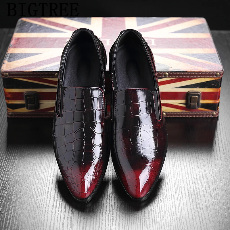Formal Shoes Men Classic Leather Shoes Men Office Coiffeur Italian Mens Dress Shoes Brand Sepatu Slip On Pria Big Size Ayakkab
Formal Shoes Men Classic Leather Shoes Men Office Coiffeur Italian Mens Dress Shoes Brand Sepatu Slip On Pria Big Size Ayakkab