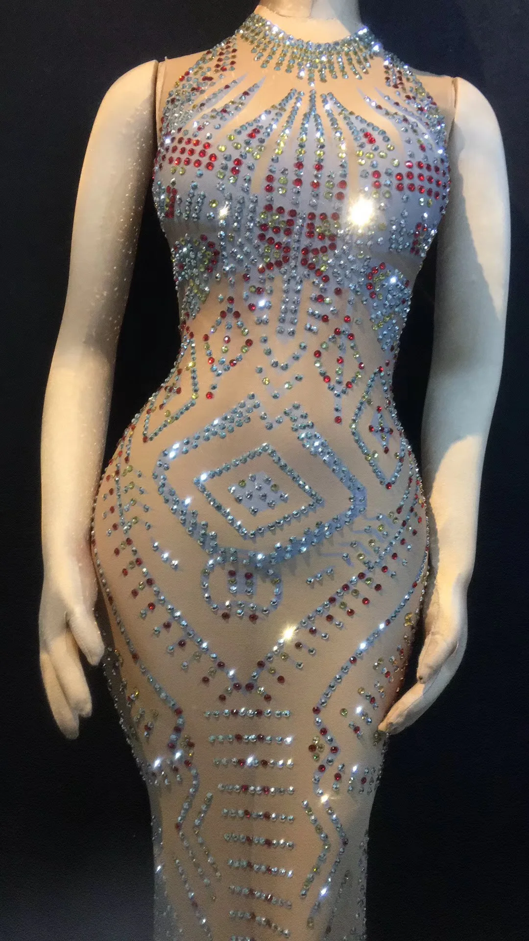 Women Super Sparkly Rhinestone Long Dress Sexy Silver Red Glisten Crystals Costume Evening Celebrate Dress Wear Luxurious Outfit
Women Super Sparkly Rhinestone Long Dress Sexy Silver Red Glisten Crystals Costume Evening Celebrate Dress Wear Luxurious Outfit