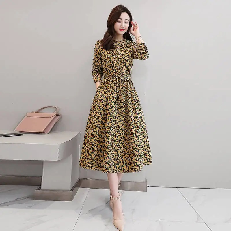 2019 New Spring Autumn Women Casual Slim Pleated Button O-Neck Long Sleeve Dresses Female Elegant Sashes Bow Print Vestidos H83
2019 New Spring Autumn Women Casual Slim Pleated Button O-Neck Long Sleeve Dresses Female Elegant Sashes Bow Print Vestidos H83