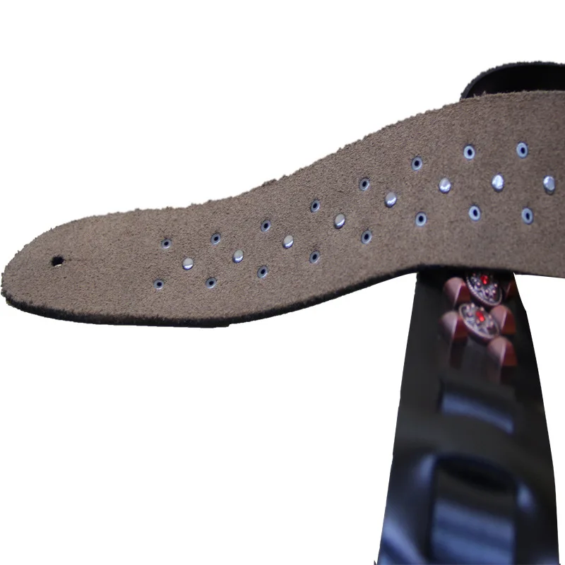 New Foreign Trade New Personality Riveting Guitar Straps with Two Layers of Cowhide Strap 138cm
New Foreign Trade New Personality Riveting Guitar Straps with Two Layers of Cowhide Strap 138cm