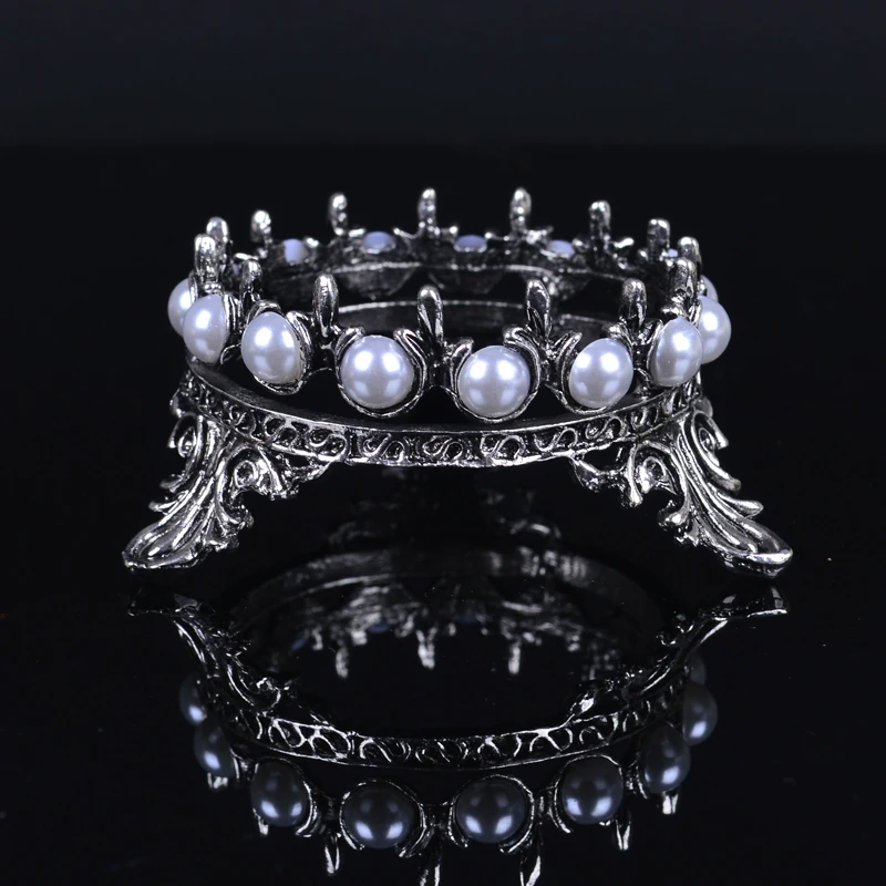 2021 New Arrival High Quality Crown Inlaid Pearl Rhinestone Nail Pen Rack Manicure Brush Stand Holder Tool For Nail Pens
2021 New Arrival High Quality Crown Inlaid Pearl Rhinestone Nail Pen Rack Manicure Brush Stand Holder Tool For Nail Pens