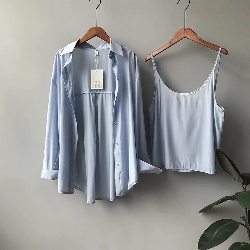 2019 Women's Spring Autumn Simple shirt Female Loose Korean version Solid color Blouse With Camisole Two-piece Top
2019 Women's Spring Autumn Simple shirt Female Loose Korean version Solid color Blouse With Camisole Two-piece Top