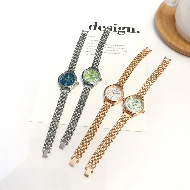 1 Pcs Women Waterproof Quartz Watch Leaves Pattern Dial with Alloy Band LXH
1 Pcs Women Waterproof Quartz Watch Leaves Pattern Dial with Alloy Band LXH