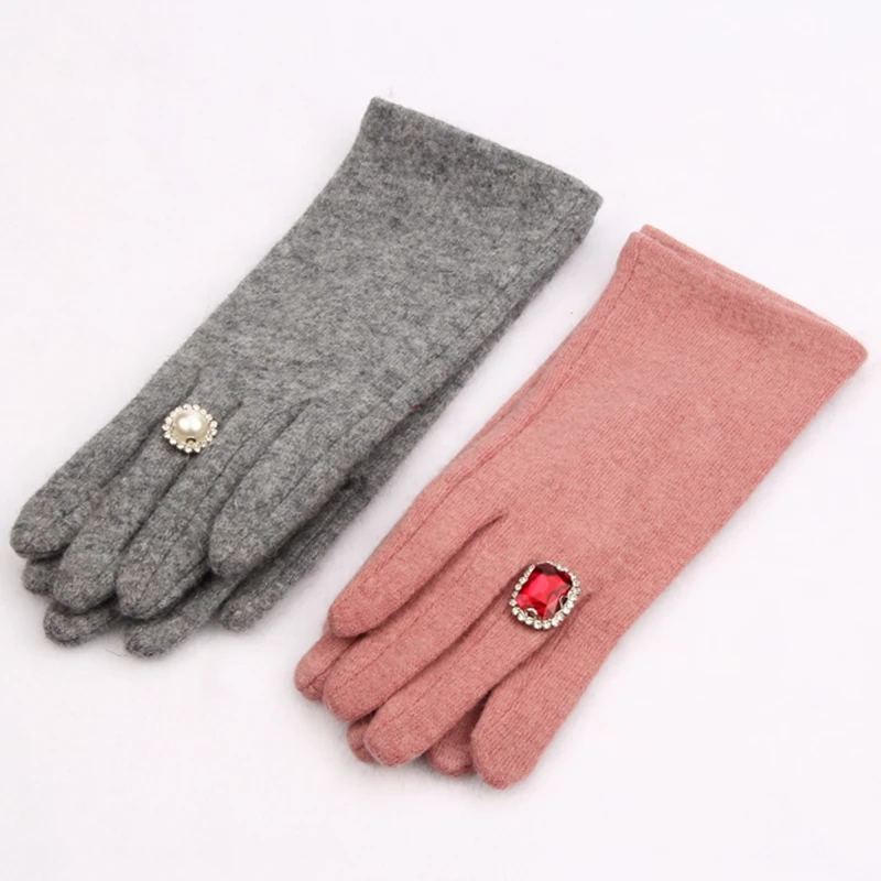 Fashion Elegant Female Wool Touch Screen Gloves Winter Women Warm Cashmere Full Finger Luxury Damonid Gloves for women
Fashion Elegant Female Wool Touch Screen Gloves Winter Women Warm Cashmere Full Finger Luxury Damonid Gloves for women