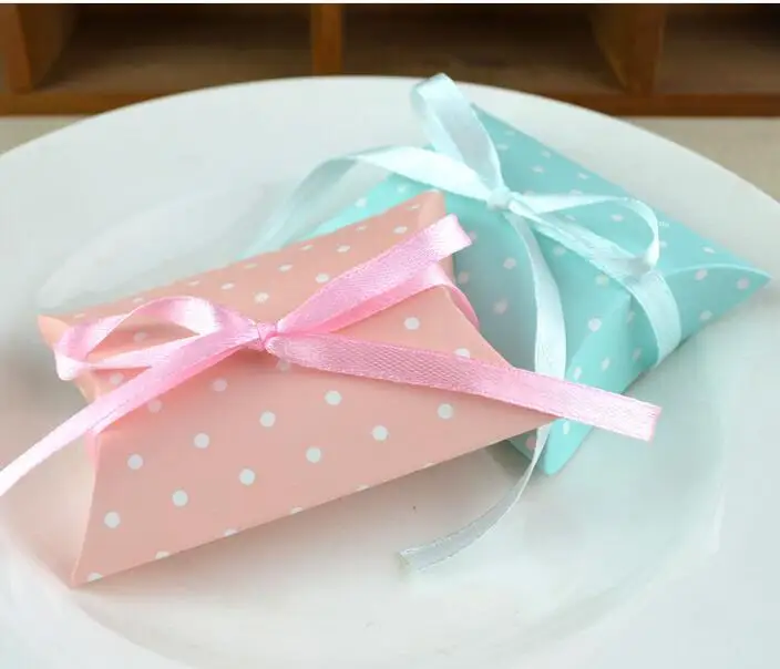 100 pieces Spotted Pillow Laser Cut Wedding Candy Box Favor Paper Gift Box Ribbon Baby Shower Wedding birthday Party Decoration
100 pieces Spotted Pillow Laser Cut Wedding Candy Box Favor Paper Gift Box Ribbon Baby Shower Wedding birthday Party Decoration