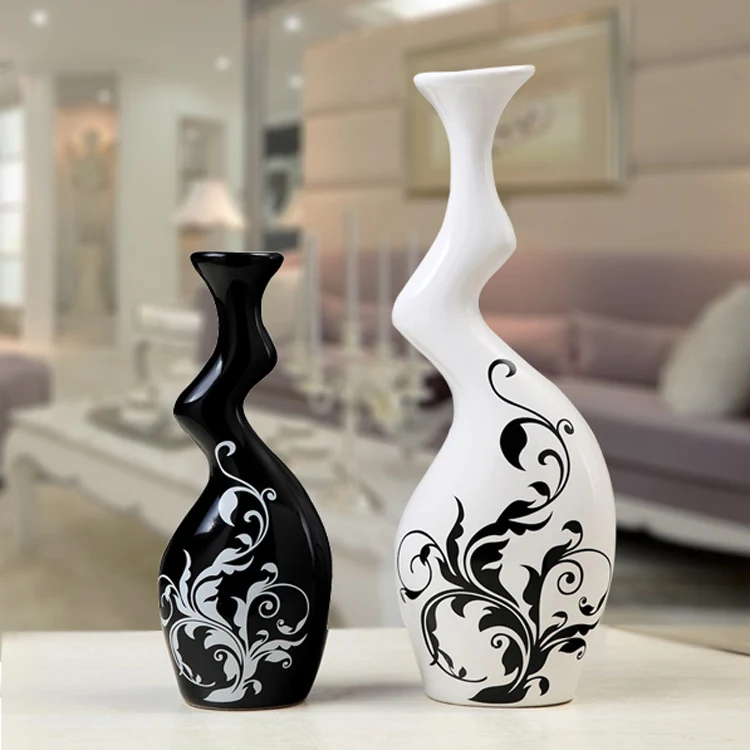 The living room decoration decoration fashion wine TV cabinet crafts Home Furnishing furnishings simple vase
The living room decoration decoration fashion wine TV cabinet crafts Home Furnishing furnishings simple vase