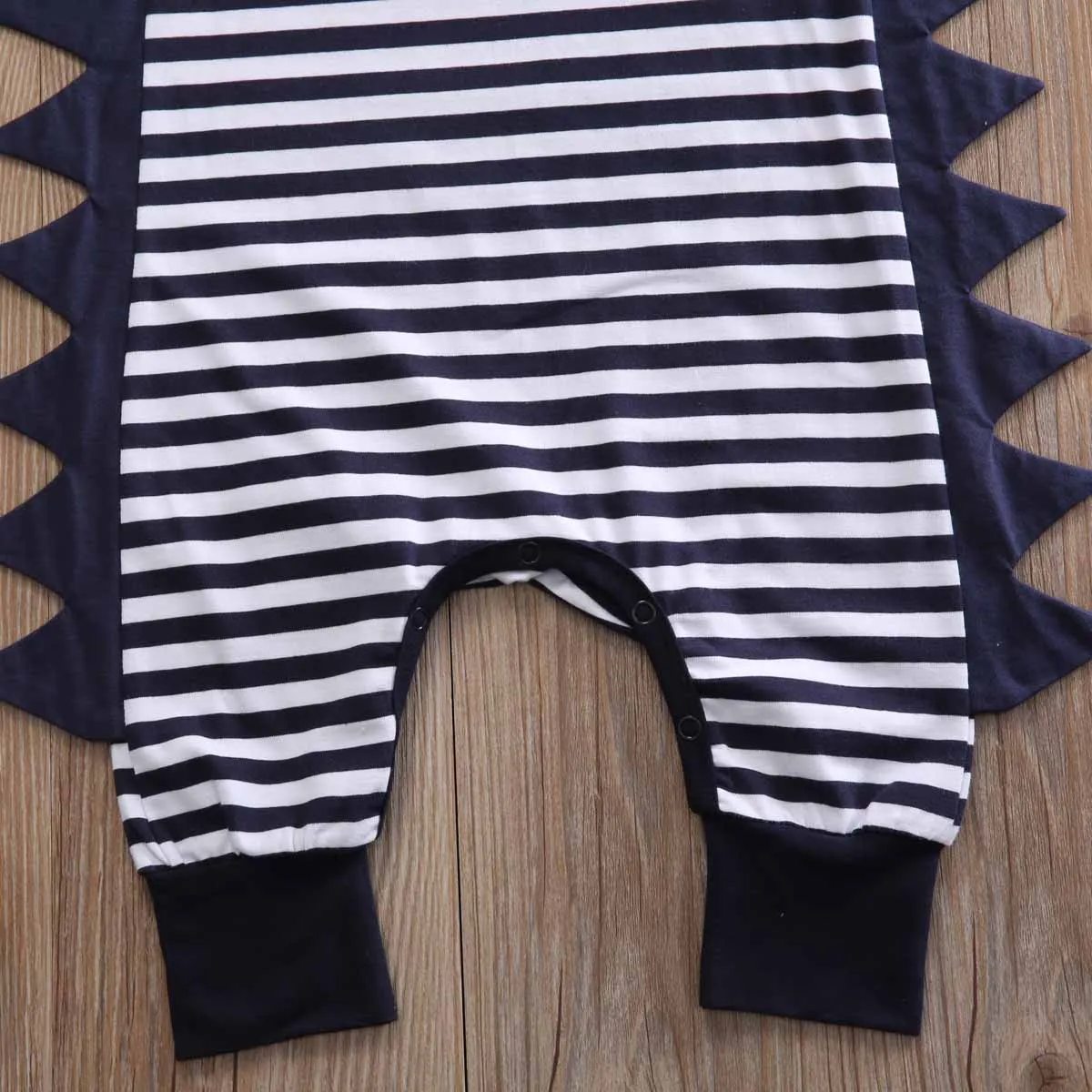 3 Styles Baby Kids 0-24M Dinosaur Rompers Newborn Babies Boy Sleeveless Romper Playsuit Outfit Clothes
3 Styles Baby Kids 0-24M Dinosaur Rompers Newborn Babies Boy Sleeveless Romper Playsuit Outfit Clothes
