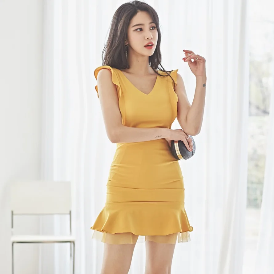 Plus Size Women Ruffles Sleeveless Bodycon Dress Women Solid Mini Sexy Dress Club Wear for Ladies Mesh Patchwork Yellow Dress
Plus Size Women Ruffles Sleeveless Bodycon Dress Women Solid Mini Sexy Dress Club Wear for Ladies Mesh Patchwork Yellow Dress