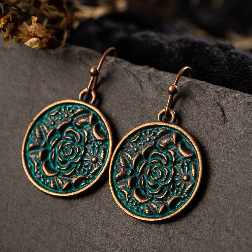 Vintage India Ethnic Flower Engraved Dangle Drop Earrings Hanging for Women 2020 Fashion Jewelry Accessories Wedding Ornaments
Vintage India Ethnic Flower Engraved Dangle Drop Earrings Hanging for Women 2020 Fashion Jewelry Accessories Wedding Ornaments