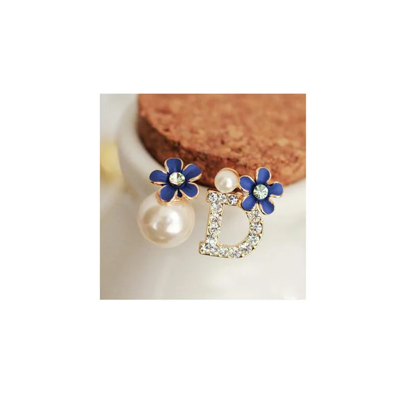 Grace Jun Korea Style Rhinestone Simulated Pearl Enamel Flower Clip on Earrings Without Piercing for Girls D Letter Ear | Украшения и