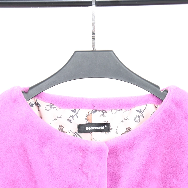 Nerazzurri Faux fur jacket women new arrival 2019 cocoon coat Bat Sleeved soft plus size furry fluffy fake fur coat 5xl 6xl 7xl 
Nerazzurri Faux fur jacket women new arrival 2019 cocoon coat Bat Sleeved soft plus size furry fluffy fake fur coat 5xl 6xl 7xl