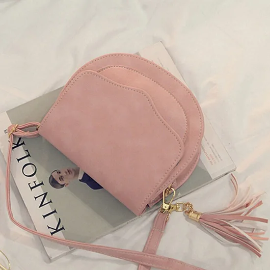 1Pcs New Arrival Messenger Bag Tassel Girl's Small Bag Woman Circular Women Style Shoulder Bags 2017
1Pcs New Arrival Messenger Bag Tassel Girl's Small Bag Woman Circular Women Style Shoulder Bags 2017