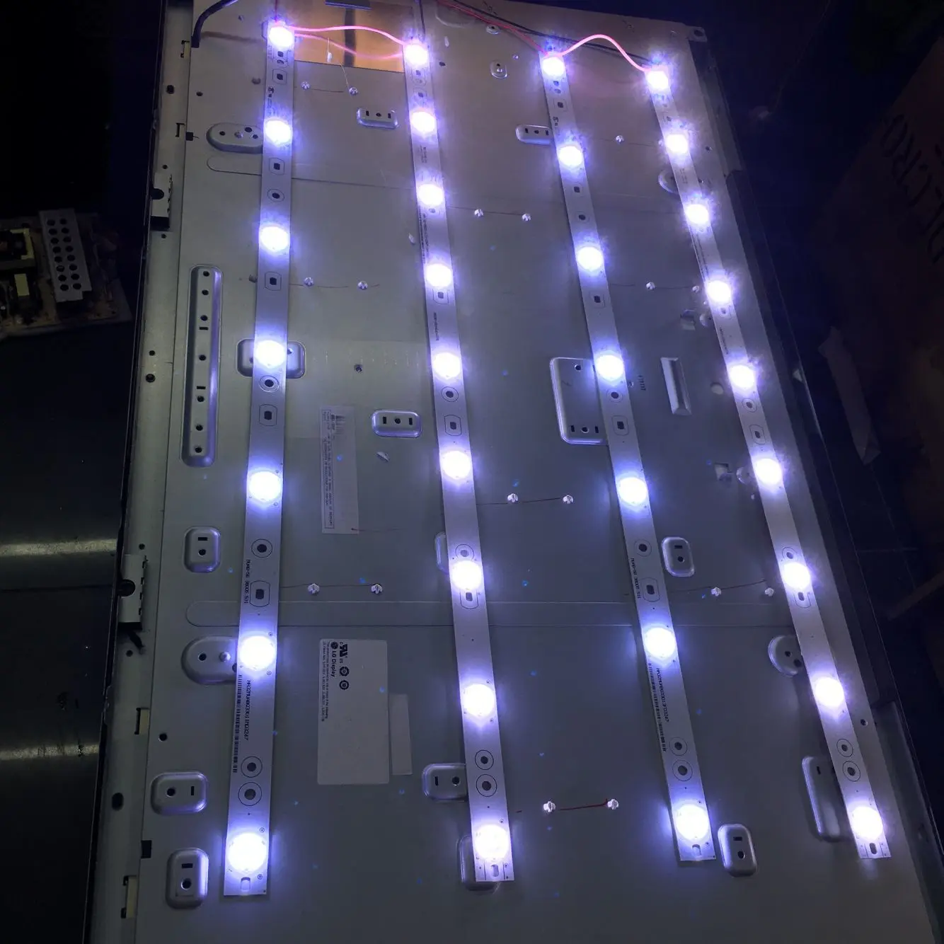 8 шт./лот для LED43HD8300 ЖК-подсветка HY-750AGN-13102 10 ламп 6 в 100% Новинка 75 см
8 шт./лот для LED43HD8300 ЖК-подсветка HY-750AGN-13102 10 ламп 6 в 100% Новинка 75 см