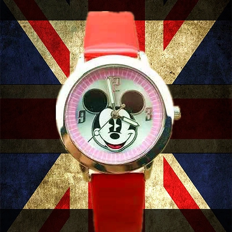2021 Hot popular children's cartoon mickey noctilucent quartz watch strap watch children
2021 Hot popular children's cartoon mickey noctilucent quartz watch strap watch children