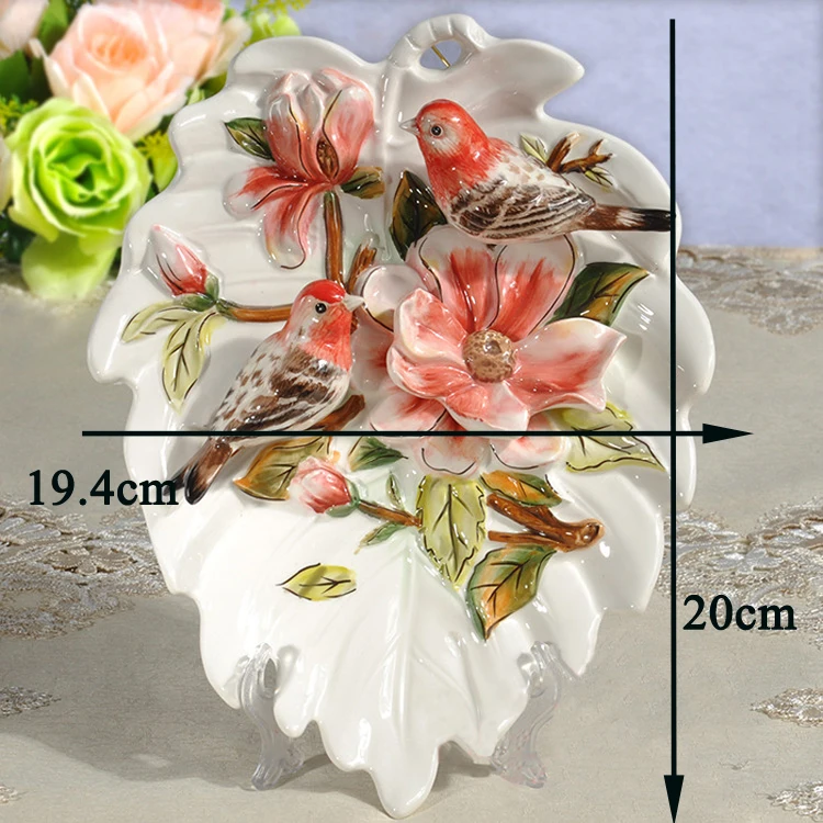 Ceramic birds lovers on leave dish ornament with plastic holder figurine for home decoration wedding gift
Ceramic birds lovers on leave dish ornament with plastic holder figurine for home decoration wedding gift
