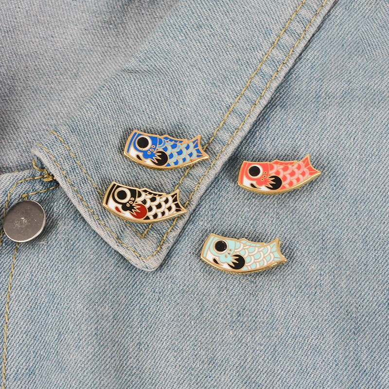 Одежда с рисунком рыбки на флаг брошь Карп японский Koi мягкая эмаль Pin Свитер