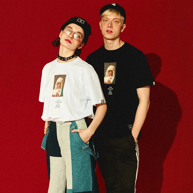 Nice Men Virgin Mary Printed Short Sleeve T Shirts Vogue Casual Cotton Hip Hop Tops Tees Fashion Streetwear Tshirts Couples 
Nice Men Virgin Mary Printed Short Sleeve T Shirts Vogue Casual Cotton Hip Hop Tops Tees Fashion Streetwear Tshirts Couples