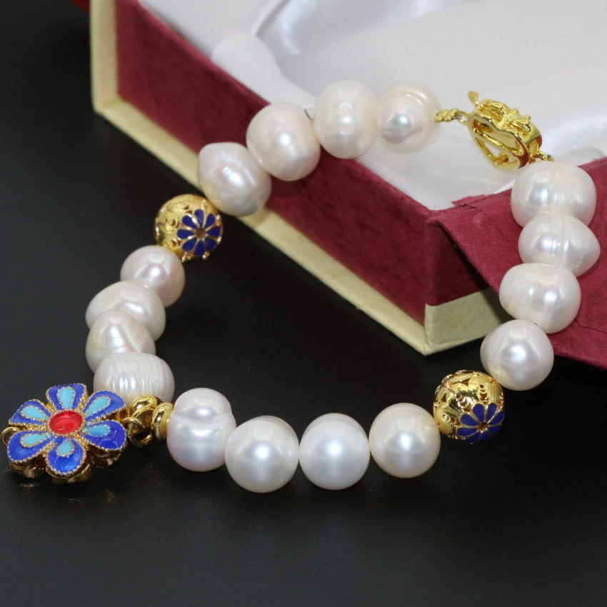 Free shipping natural white cultured freshwater 10-11mm pearl unique design clasp bracelets women elegant jewelry 7.5inch B2756
Free shipping natural white cultured freshwater 10-11mm pearl unique design clasp bracelets women elegant jewelry 7.5inch B2756