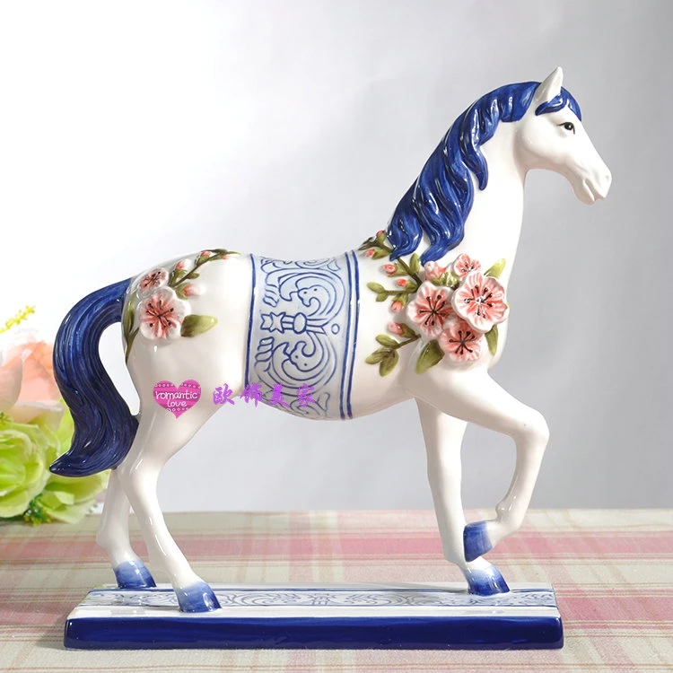 blue and white ceramic horse statue home decor crafts room decoration office vintage ornament porcelain animal figurines gifts
blue and white ceramic horse statue home decor crafts room decoration office vintage ornament porcelain animal figurines gifts