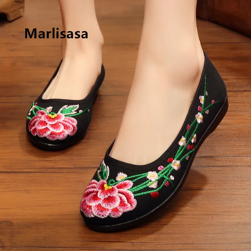 Zapatos De Mujer Women Cute Red Embroidery Flat Shoes Lady Cute Black Ballet Shoes Female Summer Slip on Dance Shoes G2037
Zapatos De Mujer Women Cute Red Embroidery Flat Shoes Lady Cute Black Ballet Shoes Female Summer Slip on Dance Shoes G2037