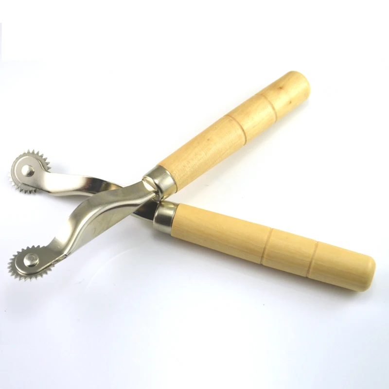 2pcs DIY Sewing Tool Steel Toothed Pressure Zoned Cloth Round Delimit Cross-stitch Cloth Paper Tailor Cloth Wheel Scribe Line
2pcs DIY Sewing Tool Steel Toothed Pressure Zoned Cloth Round Delimit Cross-stitch Cloth Paper Tailor Cloth Wheel Scribe Line