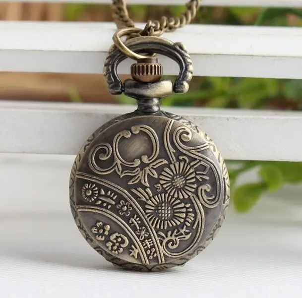 Bronze antiques Decorative pattern pattern Modern clock children pendant Necklace pocket watches
Bronze antiques Decorative pattern pattern Modern clock children pendant Necklace pocket watches