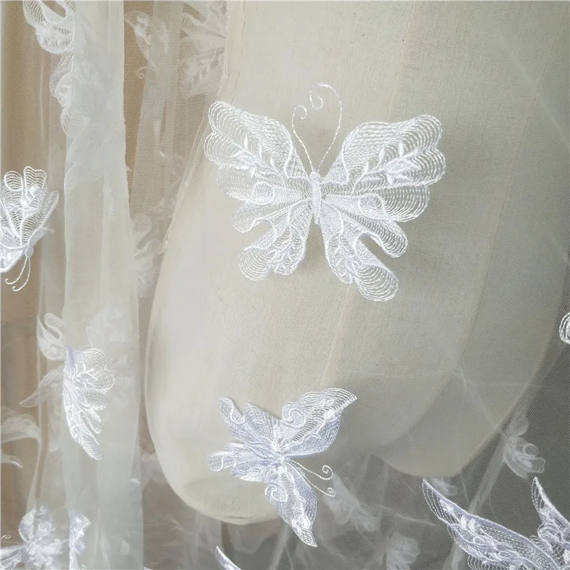 1.3m*1yeard French embroidery tulle Lace Fabric for wedding dresses African lace fabric 2018 butterfly Embroidered appliques
1.3m*1yeard French embroidery tulle Lace Fabric for wedding dresses African lace fabric 2018 butterfly Embroidered appliques