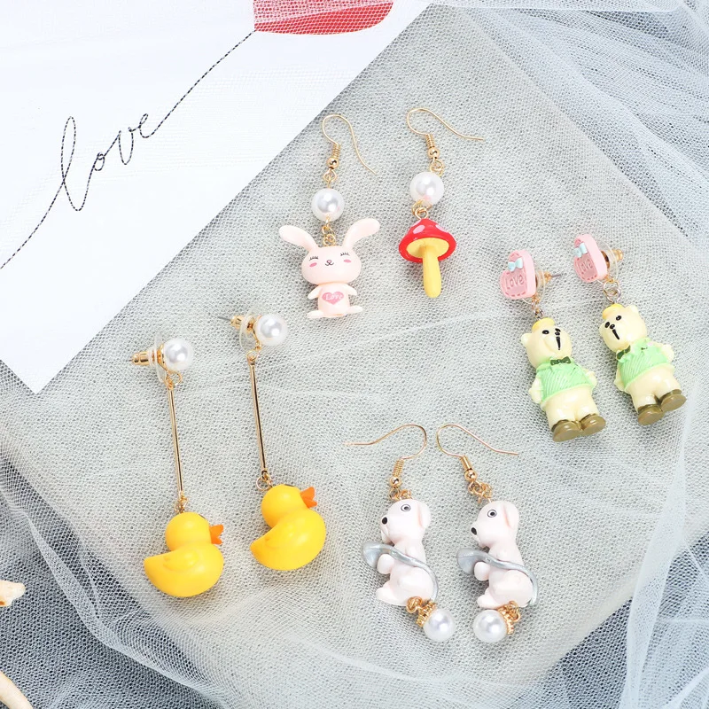 Fashion Creative Resin Earrings Animal Little Yellow Duck Piggy Bear Rabbit Mushroom Heart Shaped Pendant Earrings Jewelry Gifts
Fashion Creative Resin Earrings Animal Little Yellow Duck Piggy Bear Rabbit Mushroom Heart Shaped Pendant Earrings Jewelry Gifts