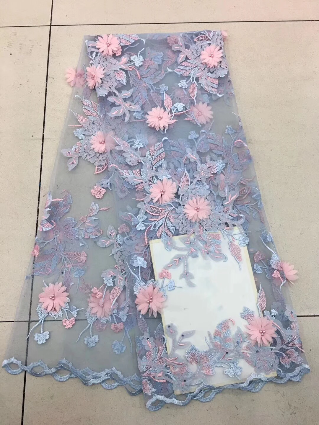 Bridal Nigerian Wedding Lace Materials 3D Lace Fabric High Quality 2018 African Lace Fabric On Sale Beads Lace Fabric LD2408
Bridal Nigerian Wedding Lace Materials 3D Lace Fabric High Quality 2018 African Lace Fabric On Sale Beads Lace Fabric LD2408