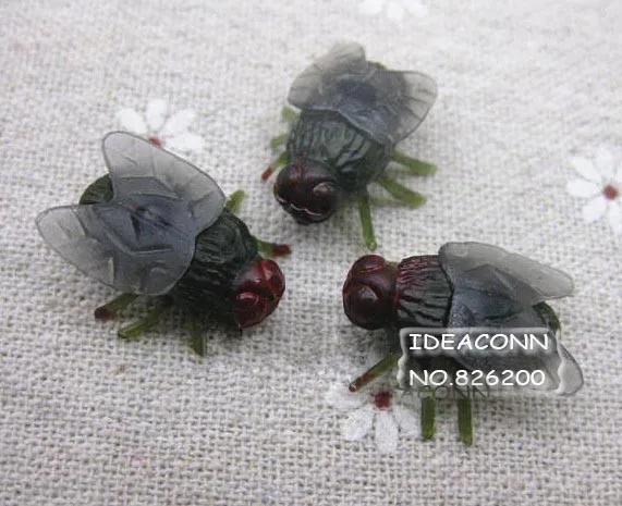 5PCS Halloween Props Black Kids Novelty Funny Toys Plastic Insect Fly Jokes Prank Tricky Gag Gifts Practical Toy 2.2*2CM |
