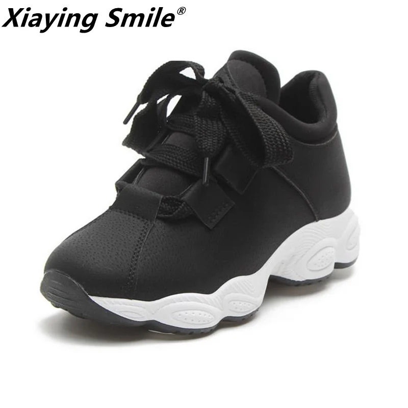 Xiaying Smile Women Sport Running Shoes PU Brand Runner Shoes Light Trail Shoes lace-up rubber sole sneakers popular designer
Xiaying Smile Women Sport Running Shoes PU Brand Runner Shoes Light Trail Shoes lace-up rubber sole sneakers popular designer