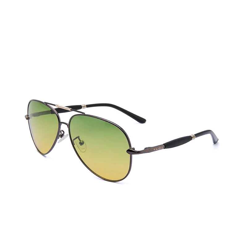 Summer Alloy Sunglasses Men Driving TAC Polarized Sun Glasses Unisex UVA UVB Blue Green Travel Sunglasses with box 8117Y
Summer Alloy Sunglasses Men Driving TAC Polarized Sun Glasses Unisex UVA UVB Blue Green Travel Sunglasses with box 8117Y