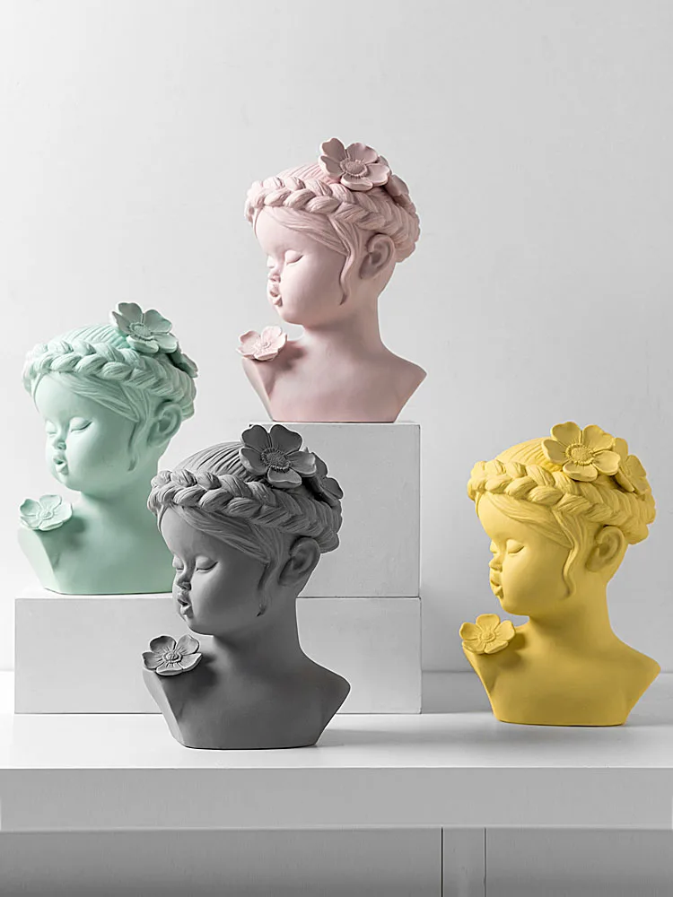 Nordic Modern Sculpture Creative Living Room Model Art Head Family Decoration Exquisite Gifts Home Decoration Accessories
Nordic Modern Sculpture Creative Living Room Model Art Head Family Decoration Exquisite Gifts Home Decoration Accessories