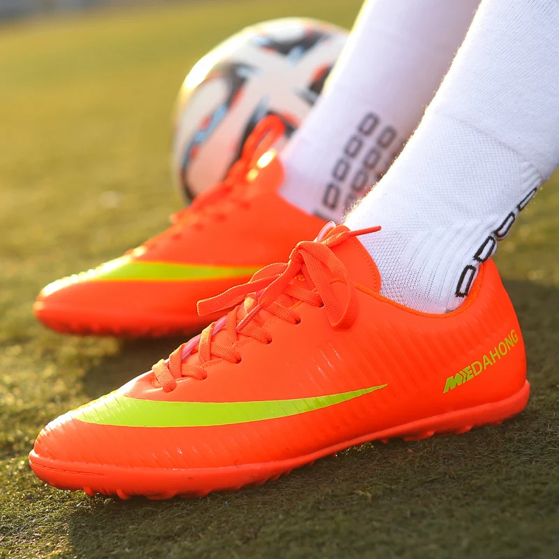 size 32-44 Boy Indoor Breathable Chuteira Futebol High Quality Cheap Men Soccer Shoes Superfly Original TF Kids Football Boots
size 32-44 Boy Indoor Breathable Chuteira Futebol High Quality Cheap Men Soccer Shoes Superfly Original TF Kids Football Boots