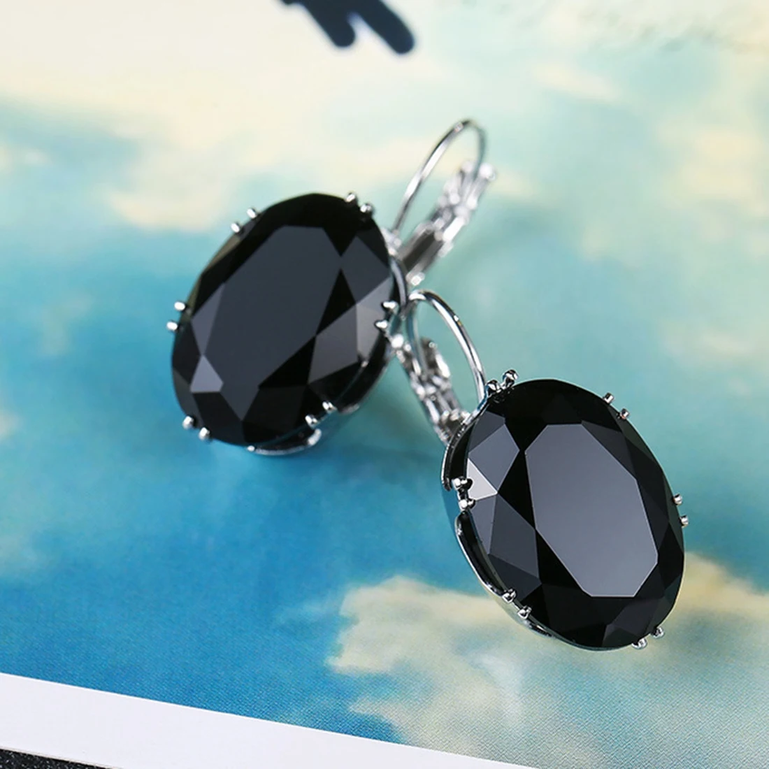 2018 Luxury Ear Stud Earrings For Women Cubic Zircon Charm Flower Stud Earrings Women Jewelry Gift
2018 Luxury Ear Stud Earrings For Women Cubic Zircon Charm Flower Stud Earrings Women Jewelry Gift