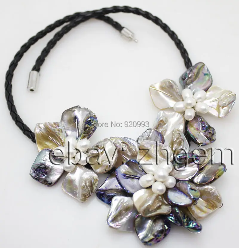 Wholesale Free P&P*white color shell mop white pearl 3 flowers pendant necklace handwork Stone 18"
Wholesale Free P&P*white color shell mop white pearl 3 flowers pendant necklace handwork Stone 18"