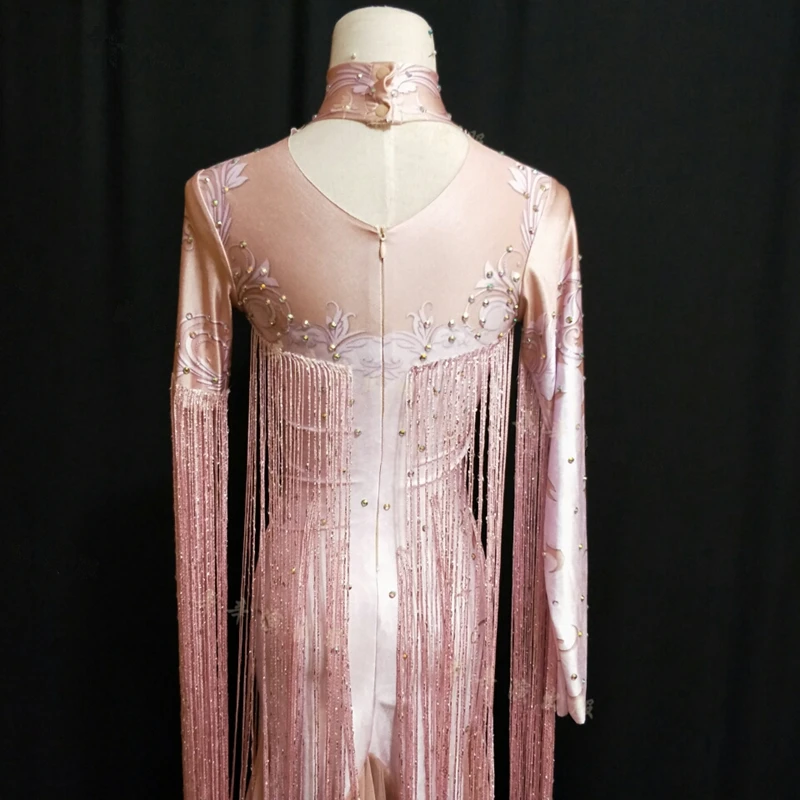 Pink See Through Tassel Long Dress Crystals Women Sexy Costume Nightclub Party Singer Dancer Stage Wear Evening Celebrate Outfit
Pink See Through Tassel Long Dress Crystals Women Sexy Costume Nightclub Party Singer Dancer Stage Wear Evening Celebrate Outfit