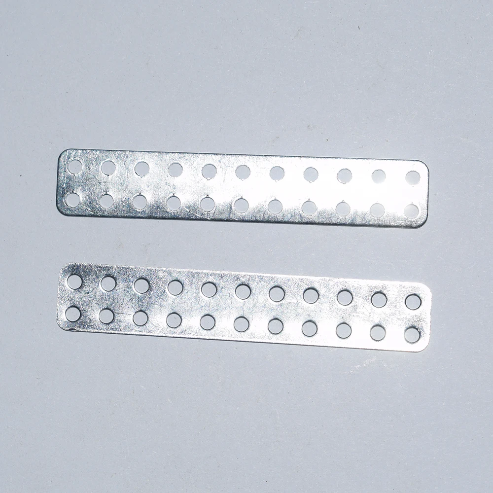 30pcs 55x10mm iron piece panel dron rc car plane robot kids toys for boys diy baby accessories montessori juguetes nero I5510
30pcs 55x10mm iron piece panel dron rc car plane robot kids toys for boys diy baby accessories montessori juguetes nero I5510