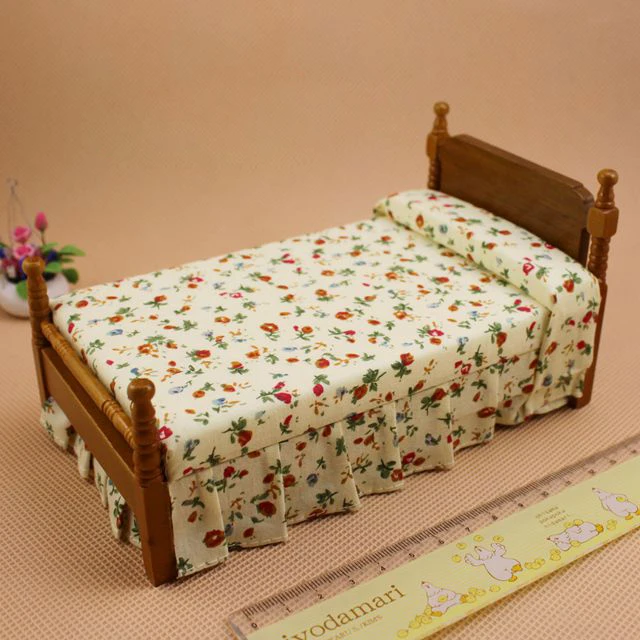 G05-X064 children baby gift Toy 1:12 Dollhouse mini Furniture Miniature baby wooden bed retro style 1pcs
G05-X064 children baby gift Toy 1:12 Dollhouse mini Furniture Miniature baby wooden bed retro style 1pcs