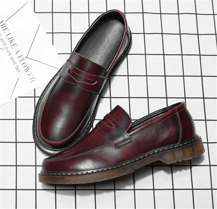 Casual shoes men's shoes fashion slip-on lazy shoes tendon bottom leather thick bottom round toe cowhide England large size
Casual shoes men's shoes fashion slip-on lazy shoes tendon bottom leather thick bottom round toe cowhide England large size