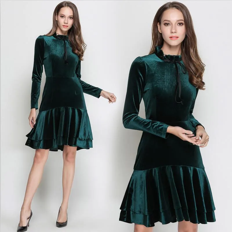 Runway Dresses 2022 Women High Quality Spring Winter Green Velvet Dress Vintage Sexy Evening Party Dresses Vestidos De Festa
Runway Dresses 2022 Women High Quality Spring Winter Green Velvet Dress Vintage Sexy Evening Party Dresses Vestidos De Festa