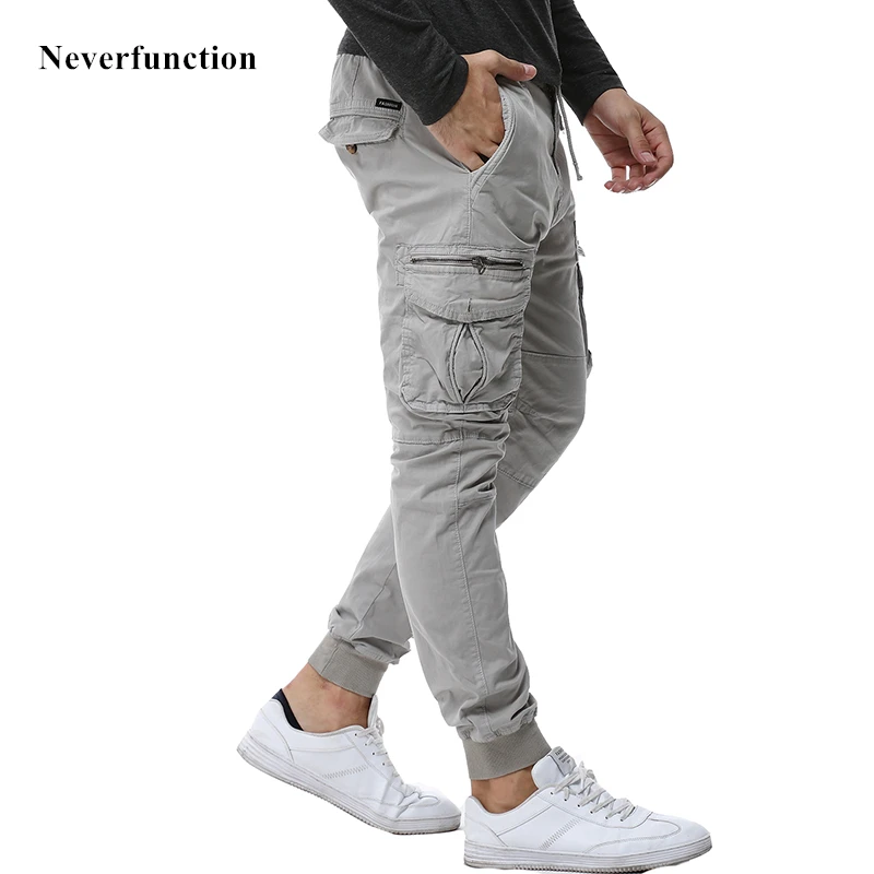 2021 Mens Loose Camouflage Tactical Cargo Pants Joggers Men Multi-pocket Military Casual Cotton Hip Hop Ribbon Overalls Trousers
2021 Mens Loose Camouflage Tactical Cargo Pants Joggers Men Multi-pocket Military Casual Cotton Hip Hop Ribbon Overalls Trousers