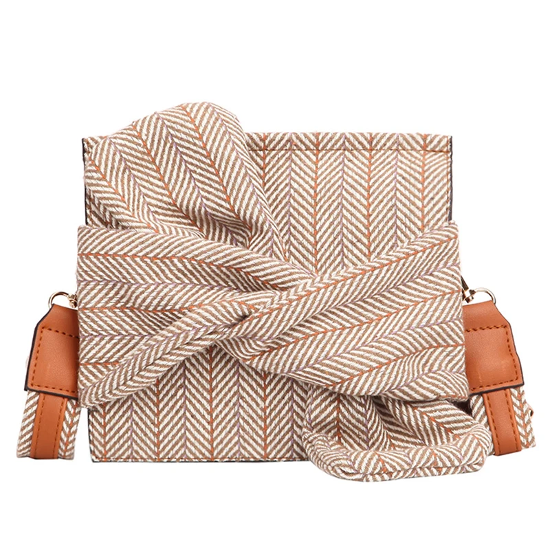 Yuhua, 2020 new fashion woman handbags, trend shoulder bag, simple korean version women bags, casual bow messenger bag.
Yuhua, 2020 new fashion woman handbags, trend shoulder bag, simple korean version women bags, casual bow messenger bag.