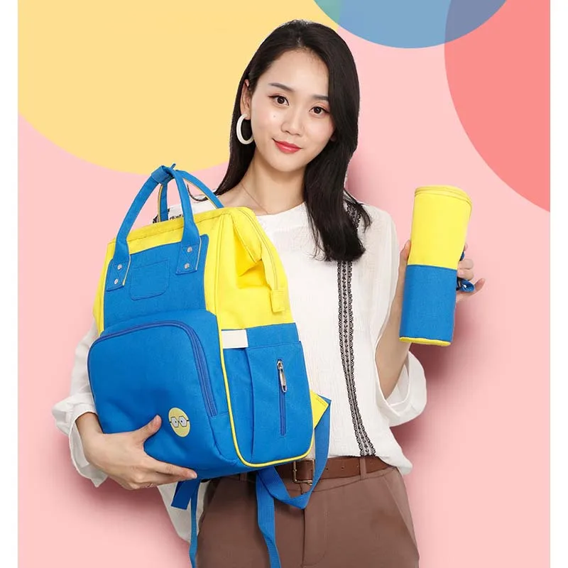 Korean version of the Mummy bag multi-function diaper bag out of the waterproof baby pregnant women stroller care package
Korean version of the Mummy bag multi-function diaper bag out of the waterproof baby pregnant women stroller care package