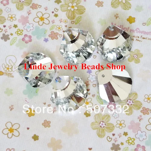 Free Shipping! AAA Top Quality 18mm 8818 Seafish Pendant half silver plated colour 20pcs LONCC018
Free Shipping! AAA Top Quality 18mm 8818 Seafish Pendant half silver plated colour 20pcs LONCC018